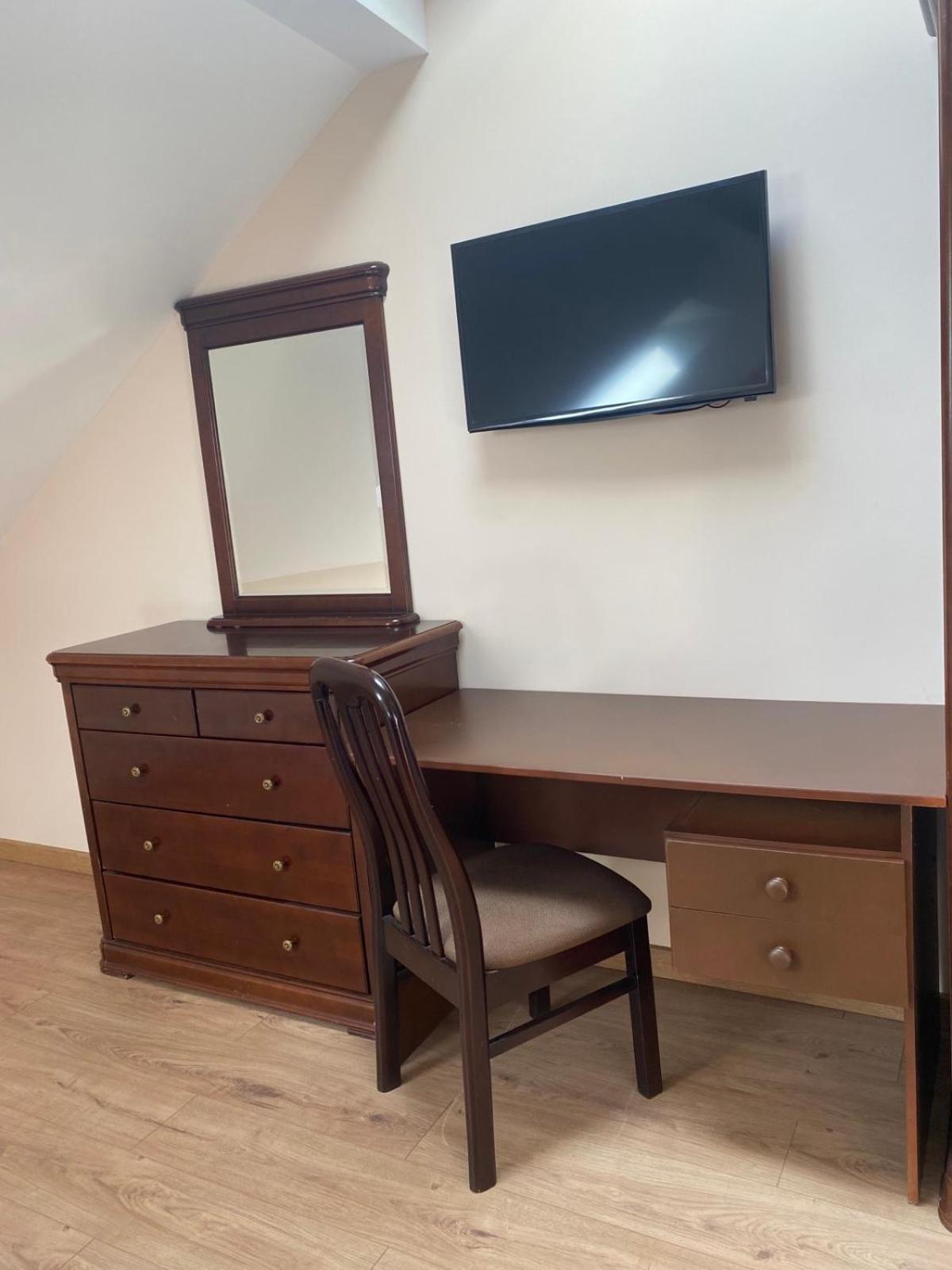 Apartament - Lesi Ukrainky 18  Lviv Extérieur photo