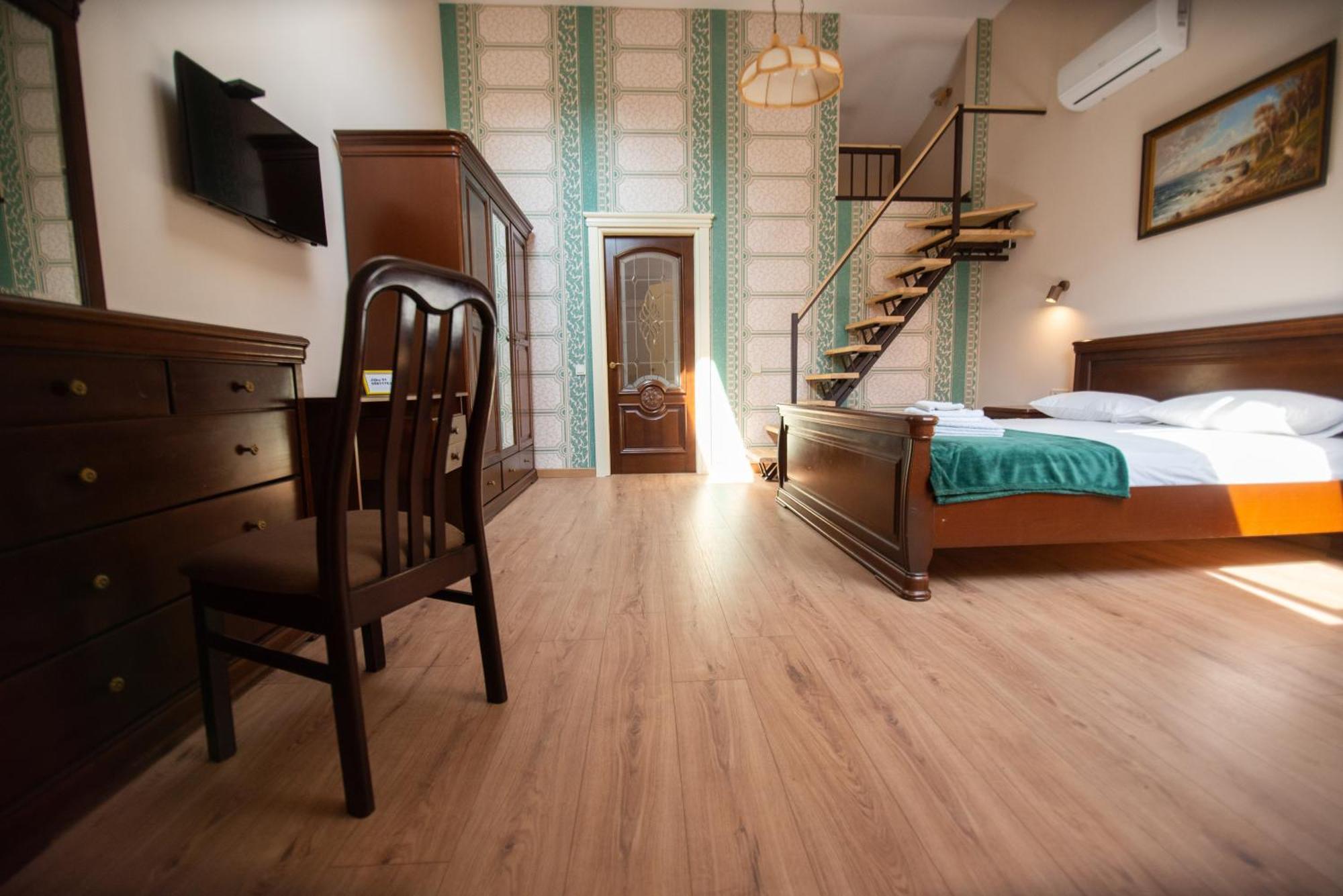 Apartament - Lesi Ukrainky 18  Lviv Extérieur photo