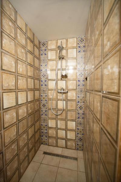 Apartament - Lesi Ukrainky 18  Lviv Extérieur photo